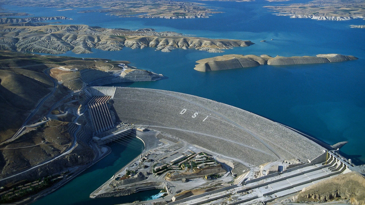 World's 3rd largest dam, Ataturk Dam, built between 1983 and 1992, part of the Southeast Anatolia Project (GAP).