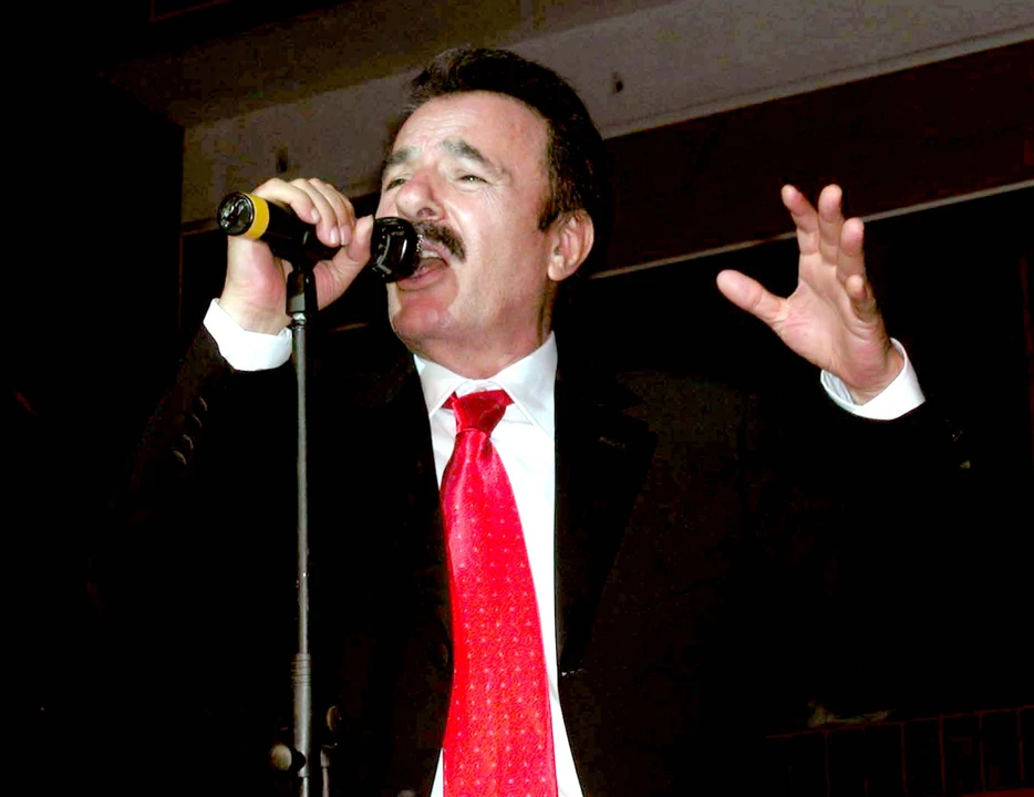 Legendary Turkish singer and actor Ferdi Tayfur passes away at 79 – Türkiye Today