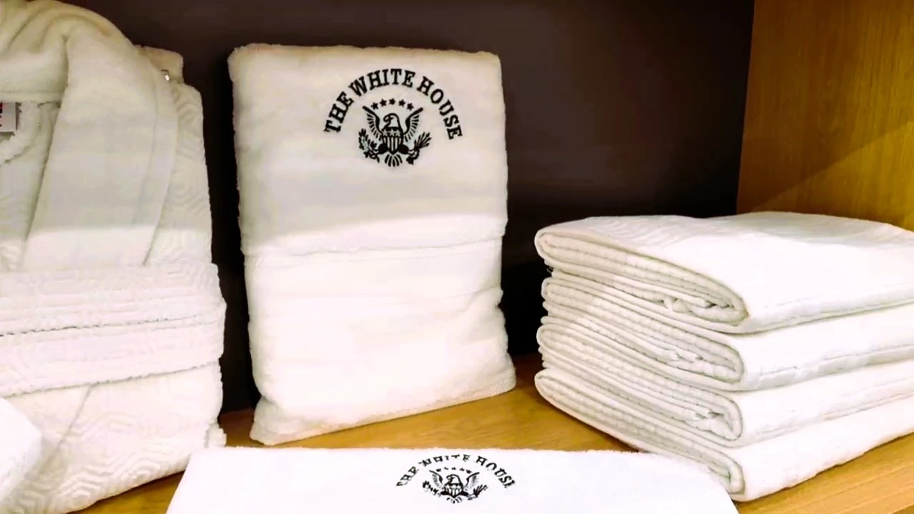 White House towels