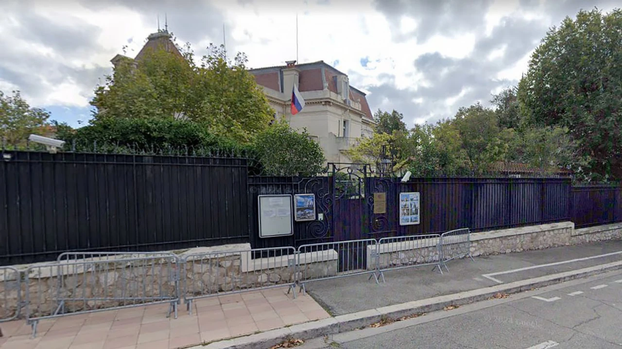 Photo shows Exterior of Russian Consulate in Marseille