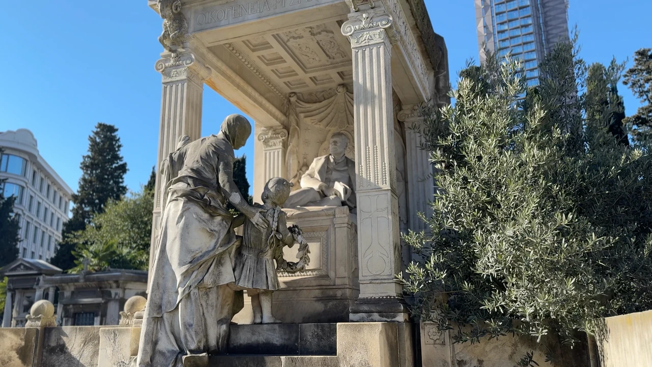 George Zarifi’s tomb with modern buildings rising behind it in Şişli Greek Orthodox Cemetery, Istanbul.