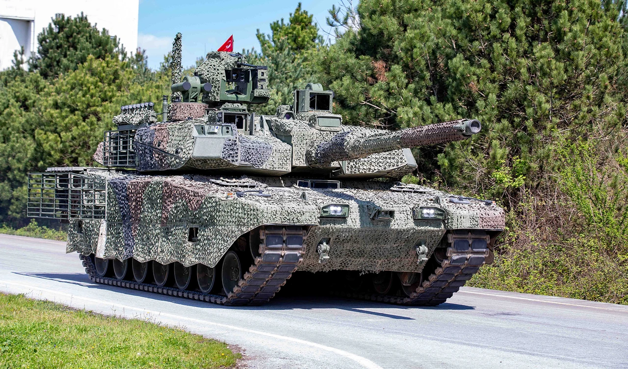 Türkiye's domestically built Altay main battle tank with Akkor active protection system on it. (BMC Photo)