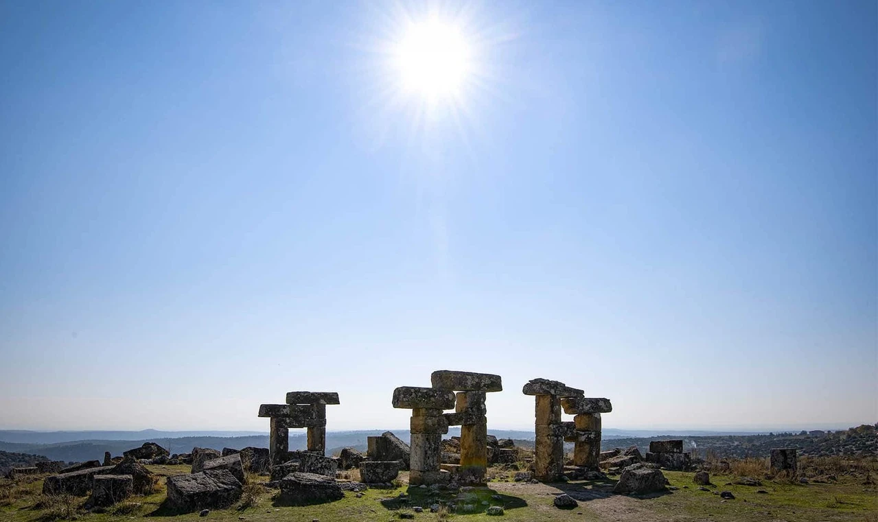 Blaundus: Türkiye’s hidden 'Stonehenge' and mysterious Mesotimolos