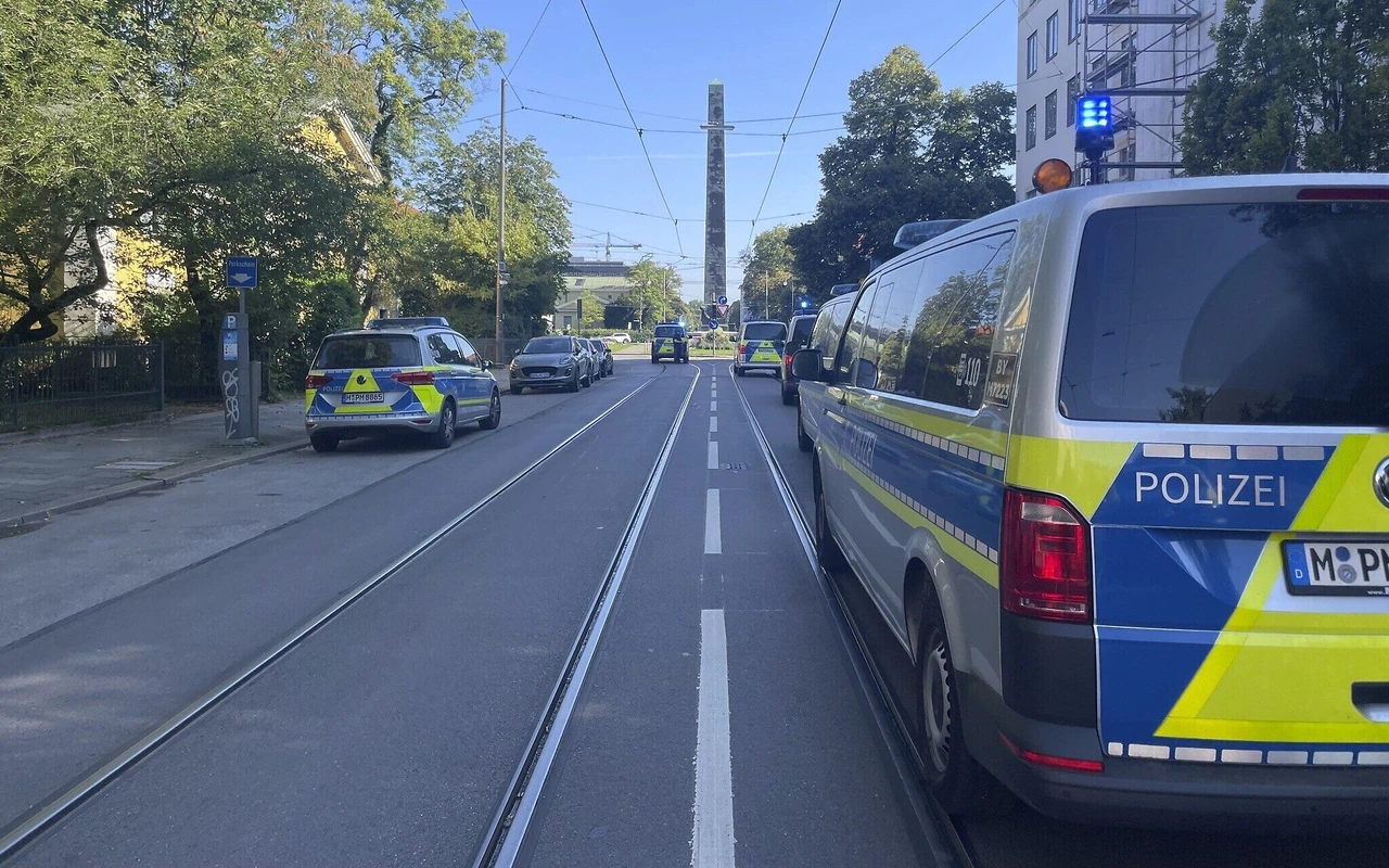 Suspect killed in police shootout near Israeli Consulate in Munich