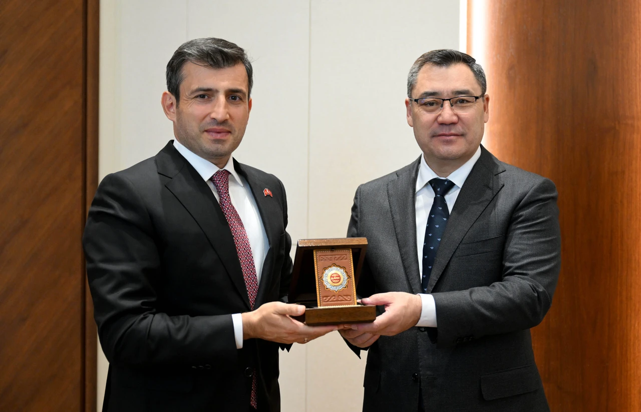 Kyrgyzstan honors Turkish defense giant Baykar's CEO Bayraktar with state award