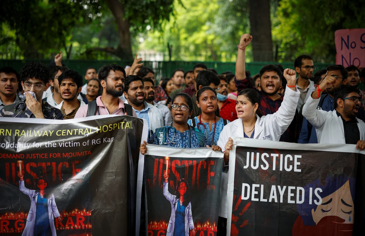 New protests erupt in India after doctor's rape and murder