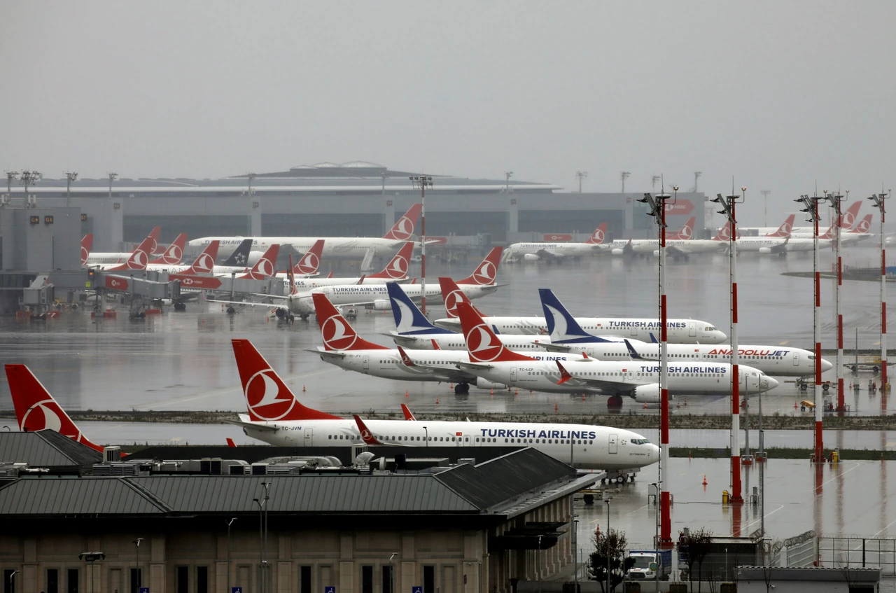 Planes diverted to Istanbul amid Iran's strikes on Israel