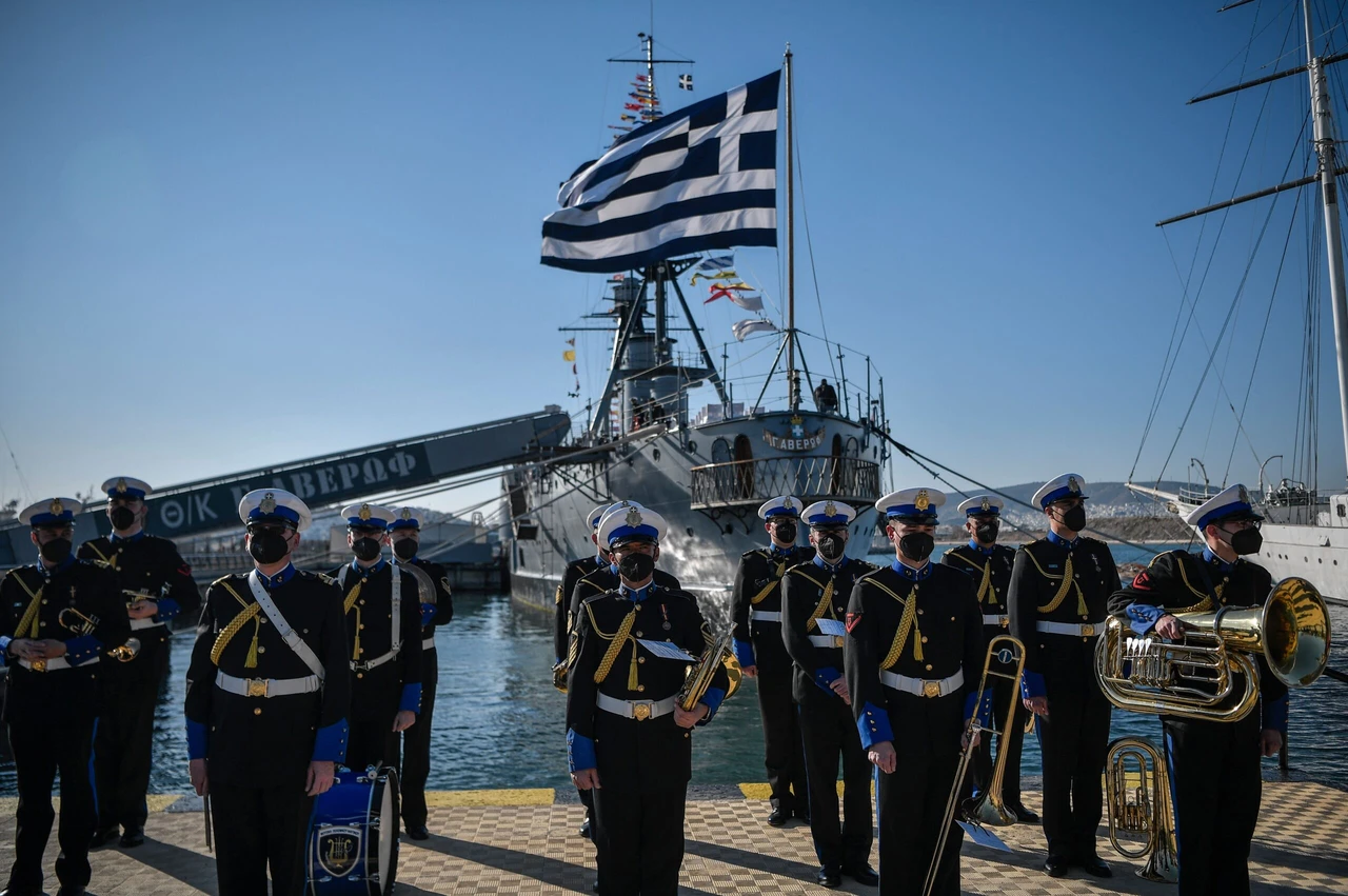 Greek military academies face rising resignation rates among new recruits