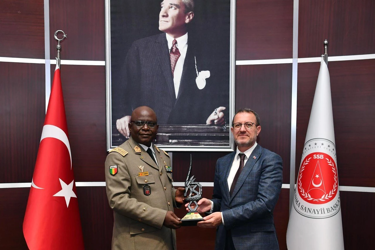 Malian Army Chief visits Türkiye's Defense Industries Presidency