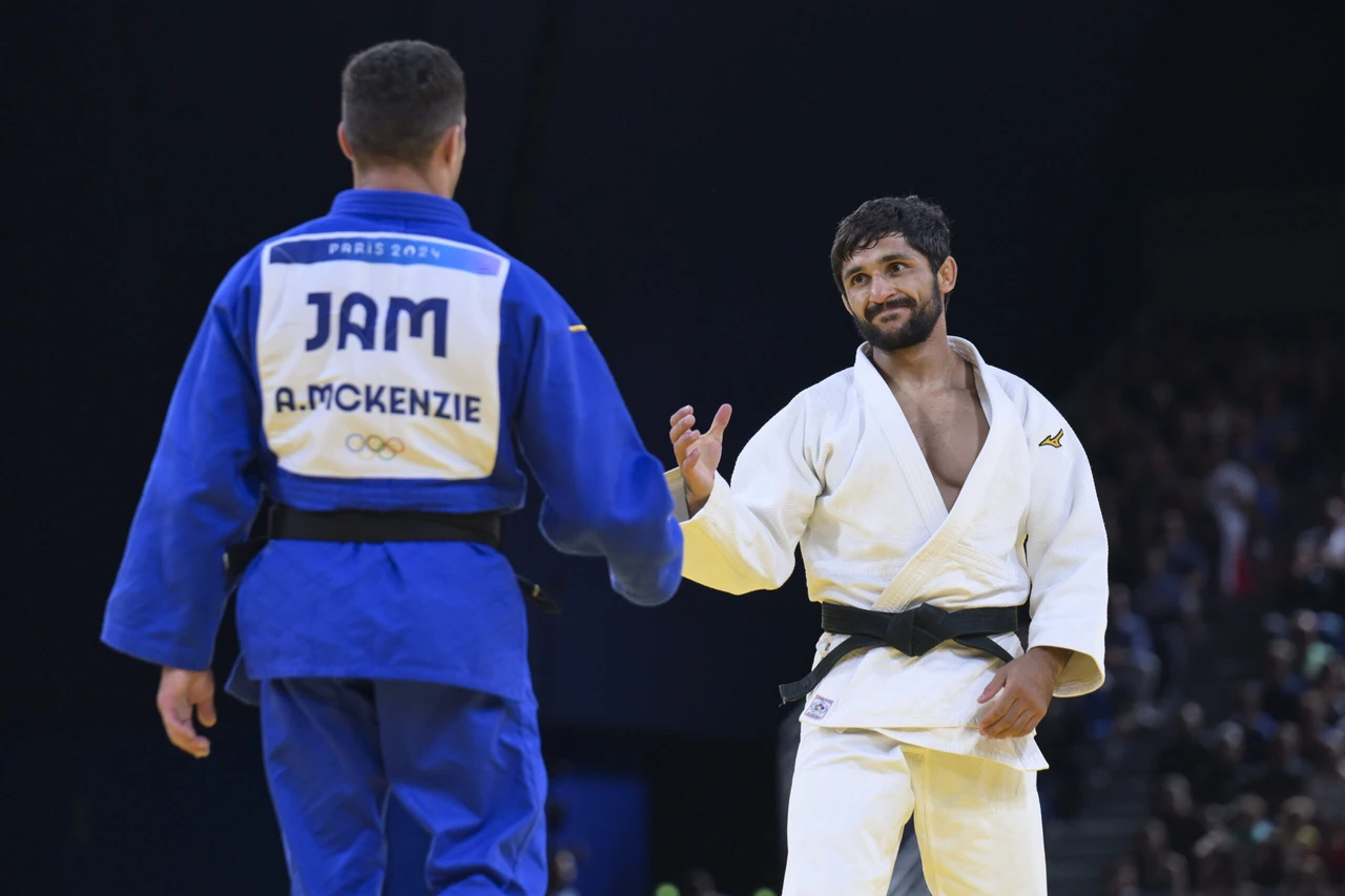 Turkish national judoka Yildiz reaches quarterfinals