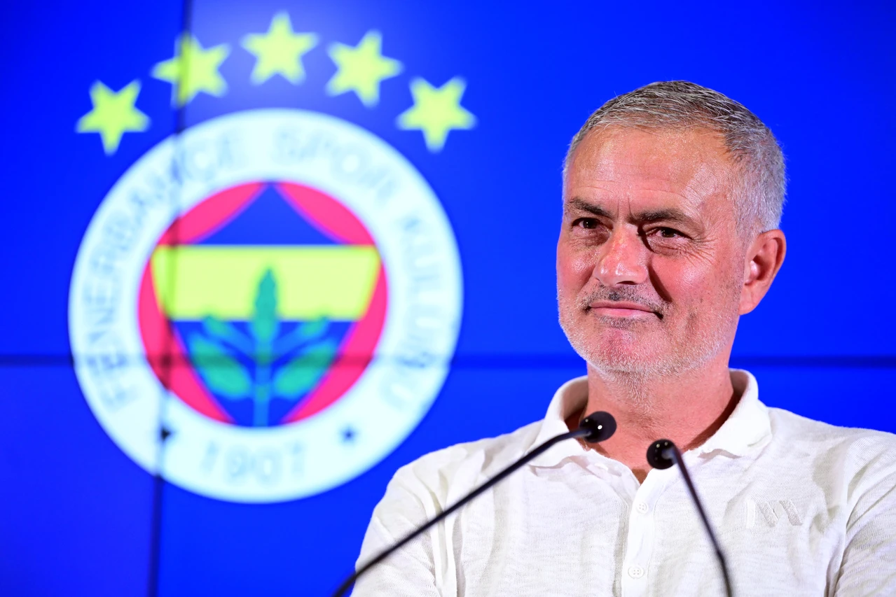 Mourinho’s charisma drives Fenerbahce’s transfer success