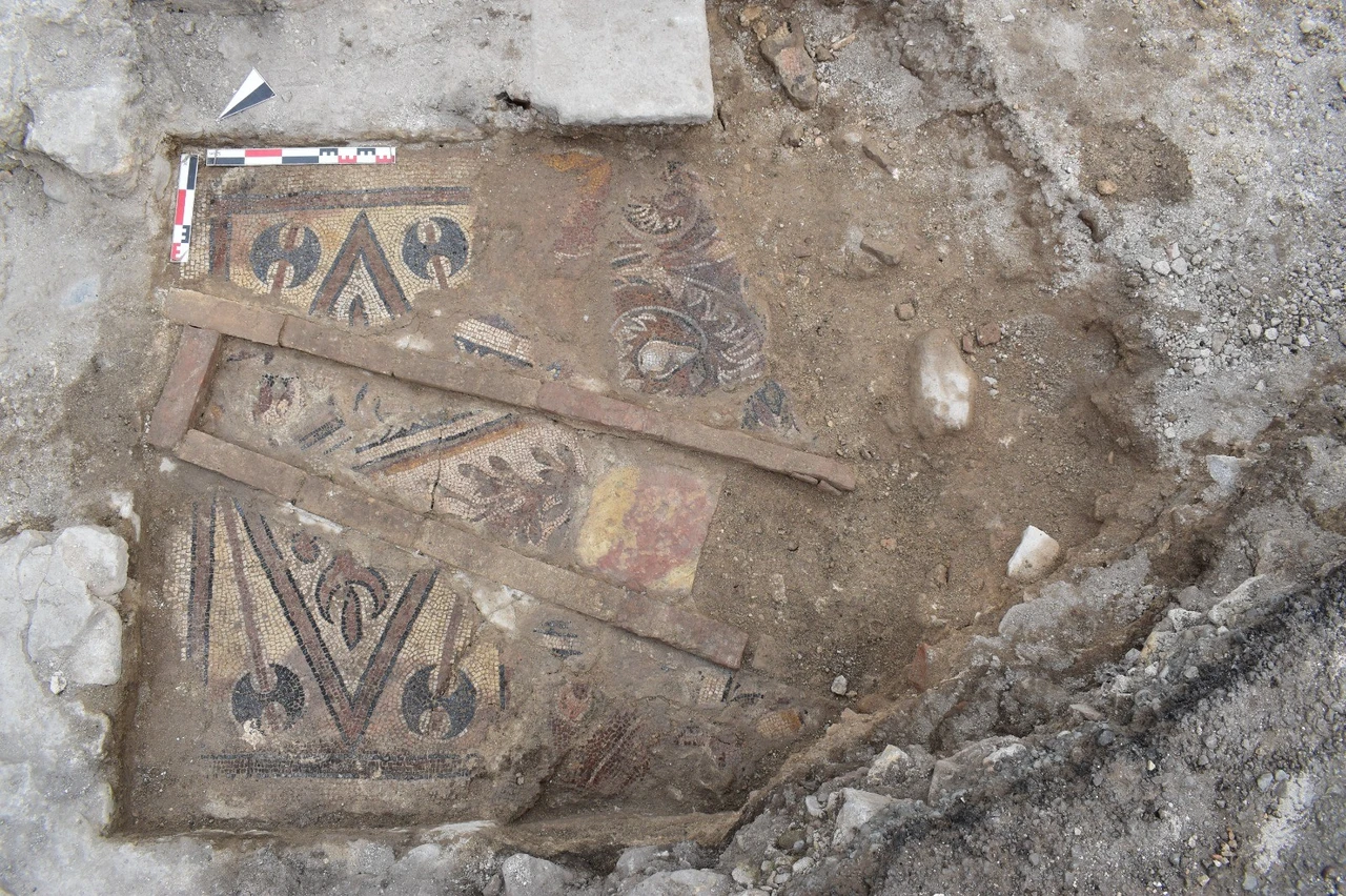 Early Byzantine floor mosaic discovered in Church of St. Constantine and Helena Monastery in Türkiye