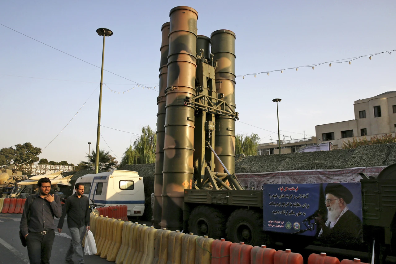 Russia allegedly delivering advanced air defenses to Iran