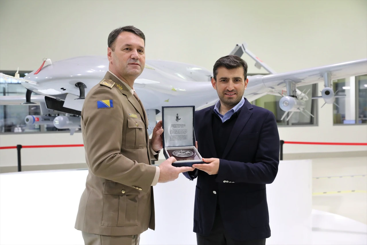 Bosnia finalizes agreement for 6 Bayraktar drones from Türkiye