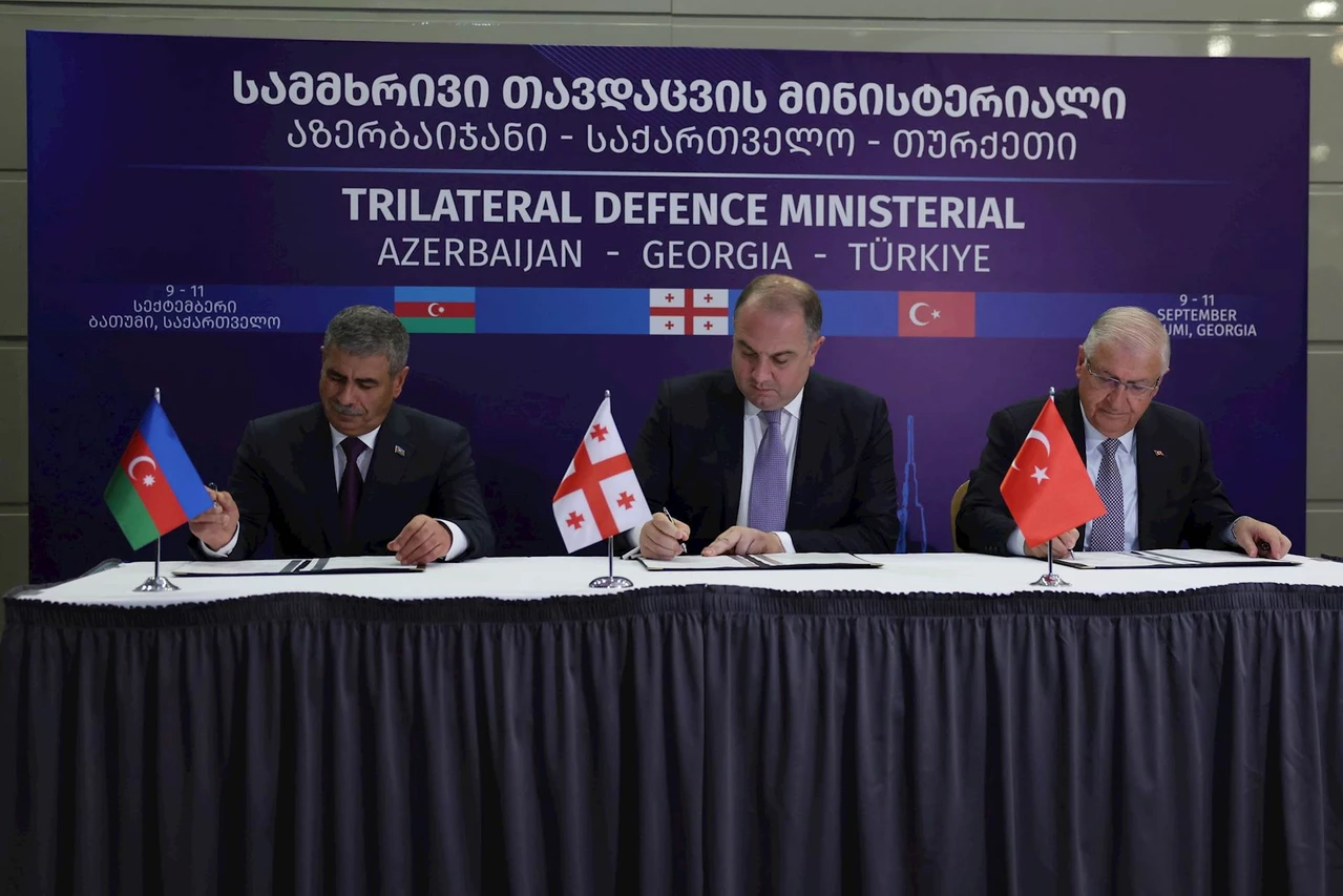 Türkiye, Georgia and Azerbaijan sign tripartite agreement