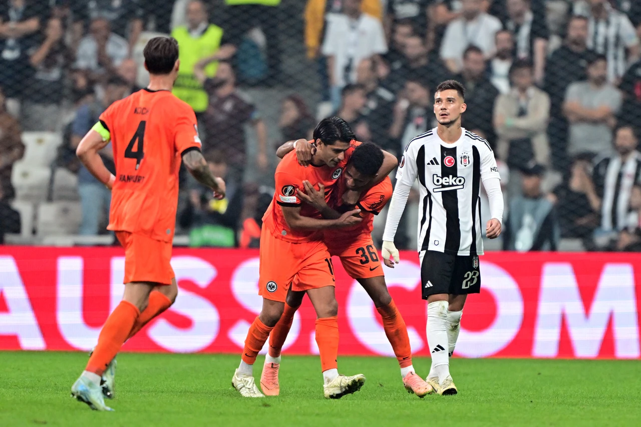 Besiktas falls 3-1 to Eintracht Frankfurt in UEFA Europa League match