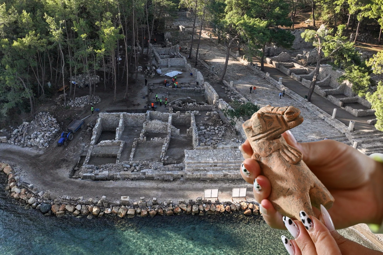 Sacred altar, figurines unearthed in Türkiye’s Phaselis Ancient City