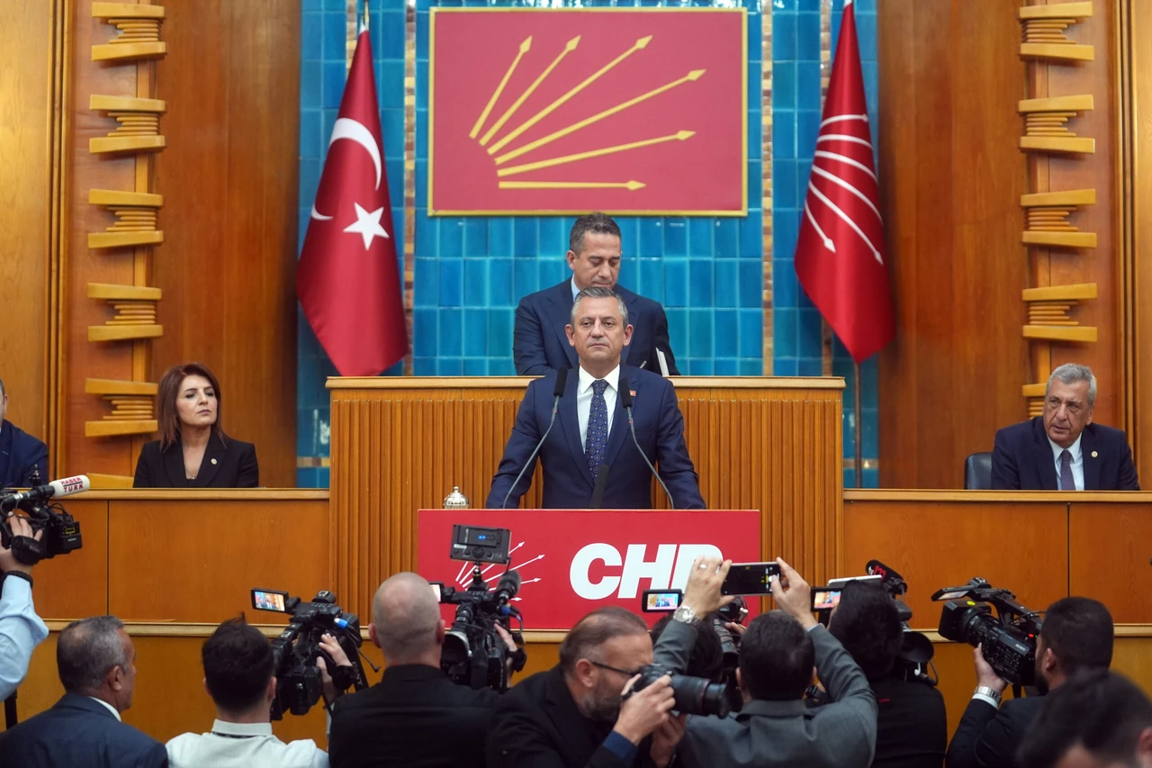 Main opposition CHP faces internal debate over primary election decision