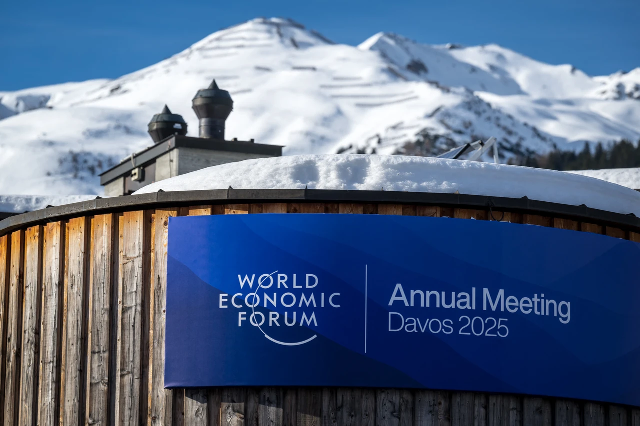 Global economy to confront Trump's inauguration in Davos Türkiye Today