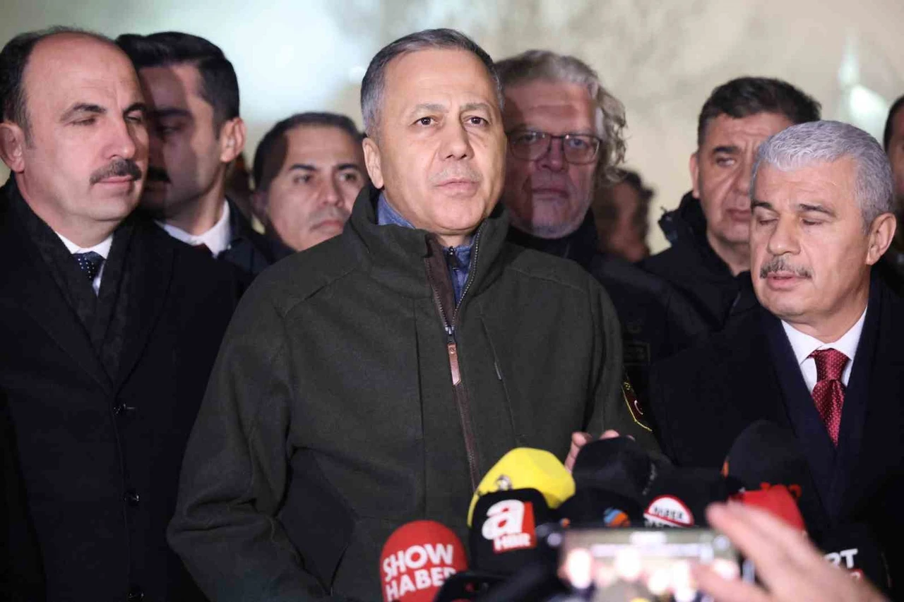 Konya building collapse due to ground floor column being cut: Interior Minister