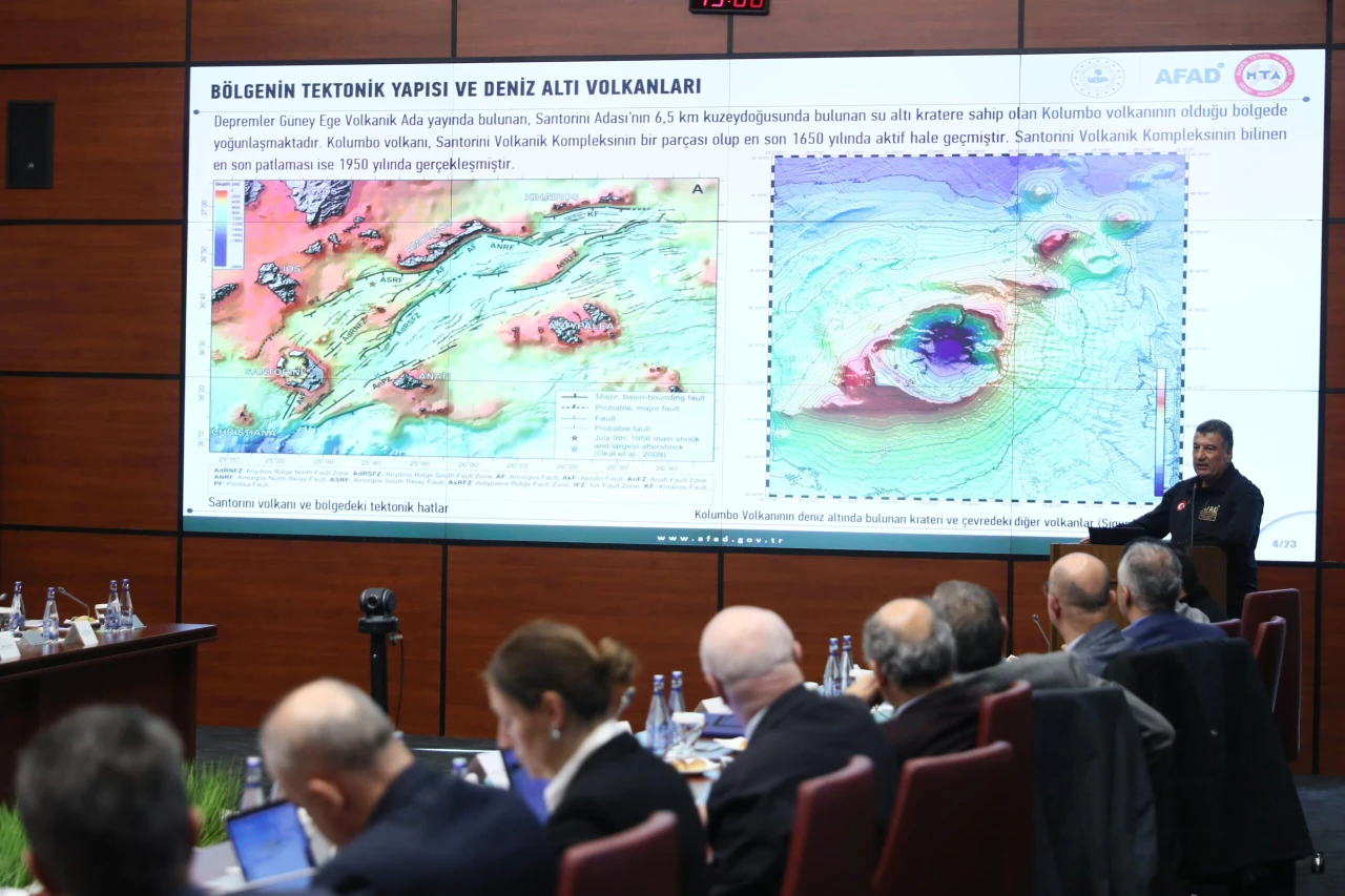 Türkiye holds emergency meeting on Santorini seismic activity, potential risks