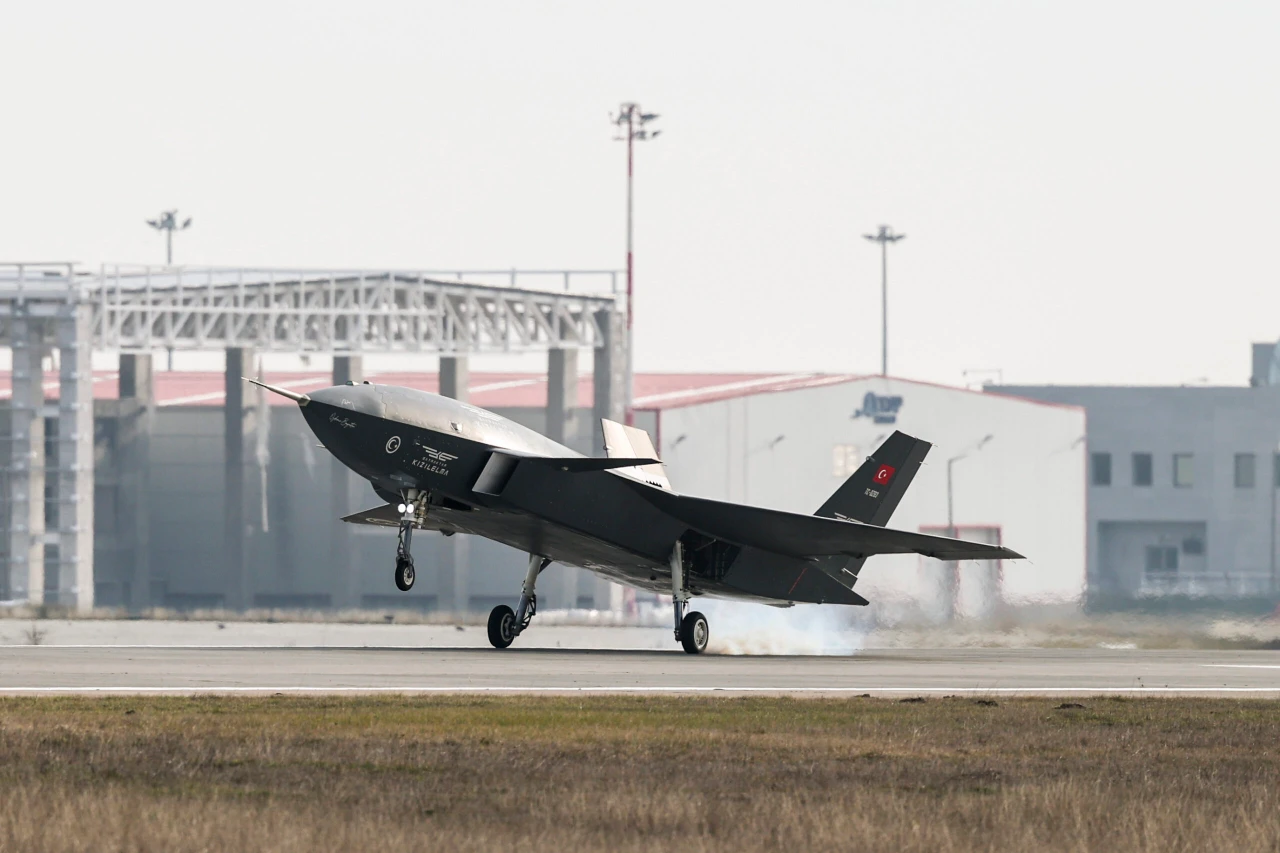 Bayraktar Kizilelma unmanned fighter jet