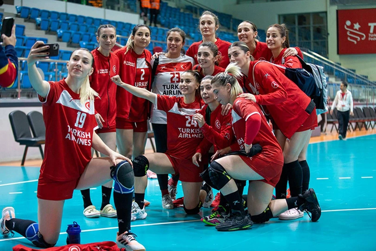 Türkiye's women's handball team qualifies for EHF 2024 European Championship