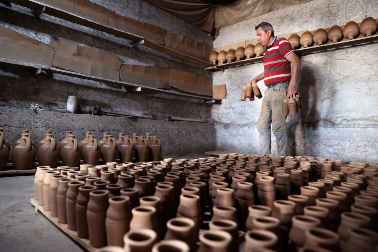 A master potter’s journey: 40 years of crafting tradition in Avanos