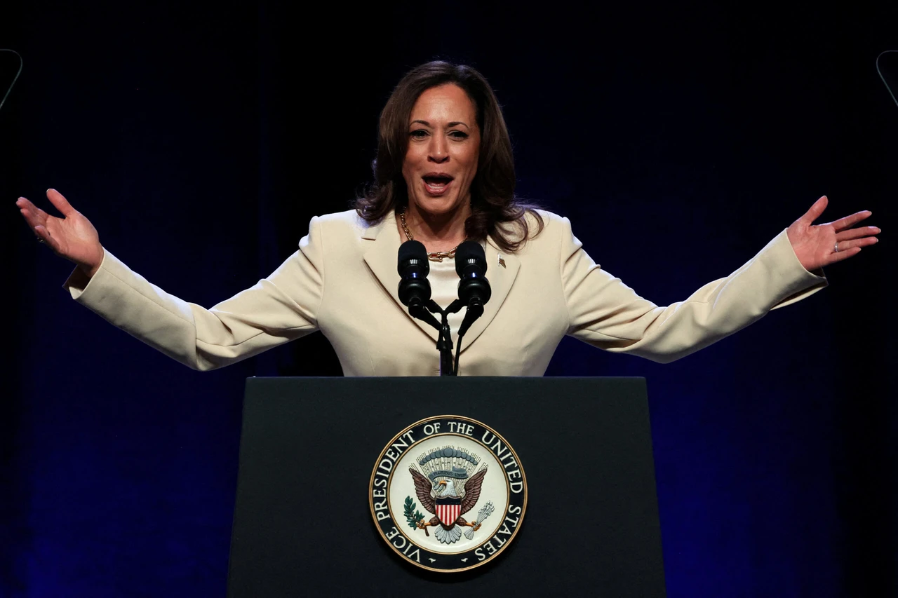 Democrats move behind Kamala Harris for 2024 presidential nomination