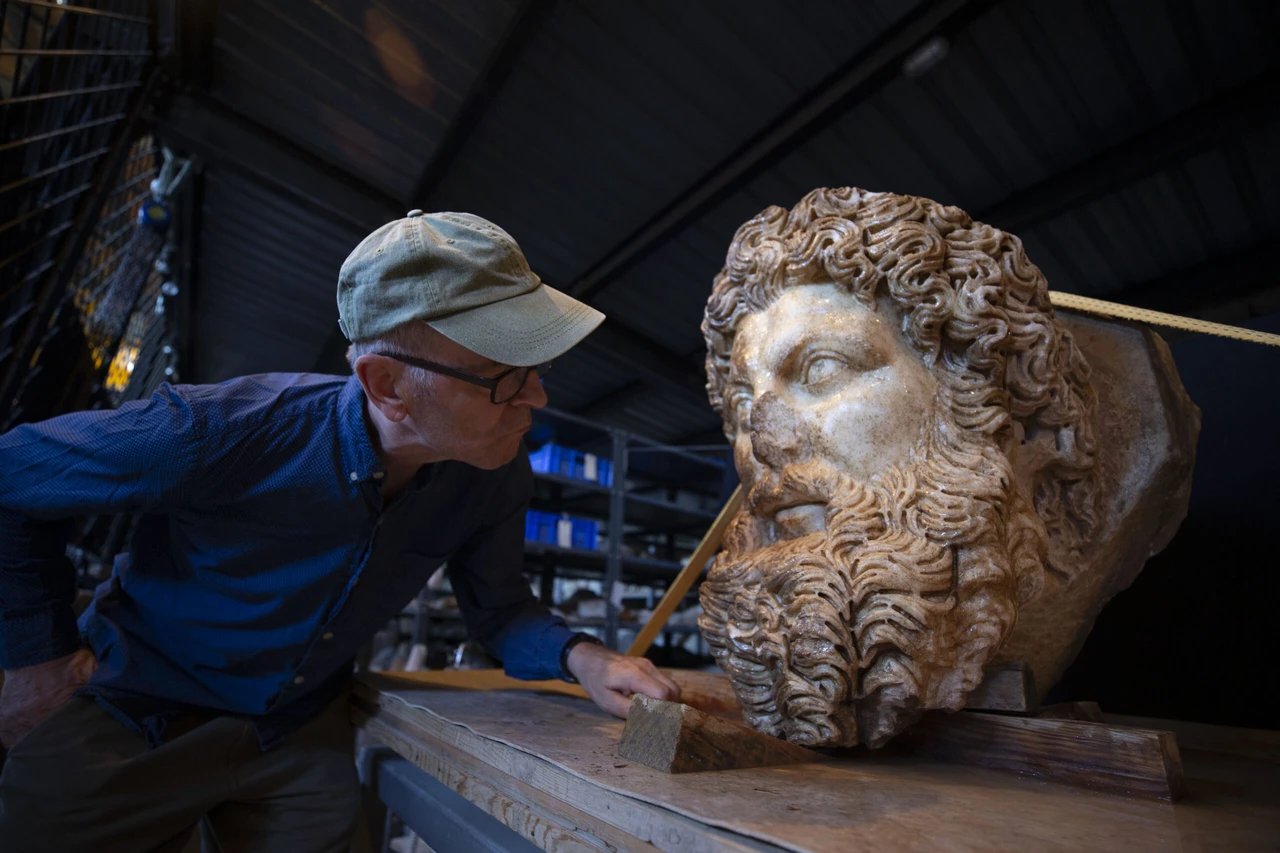 Roman sculpture masterpiece: Colossal Zeus head unearthed in Türkiye