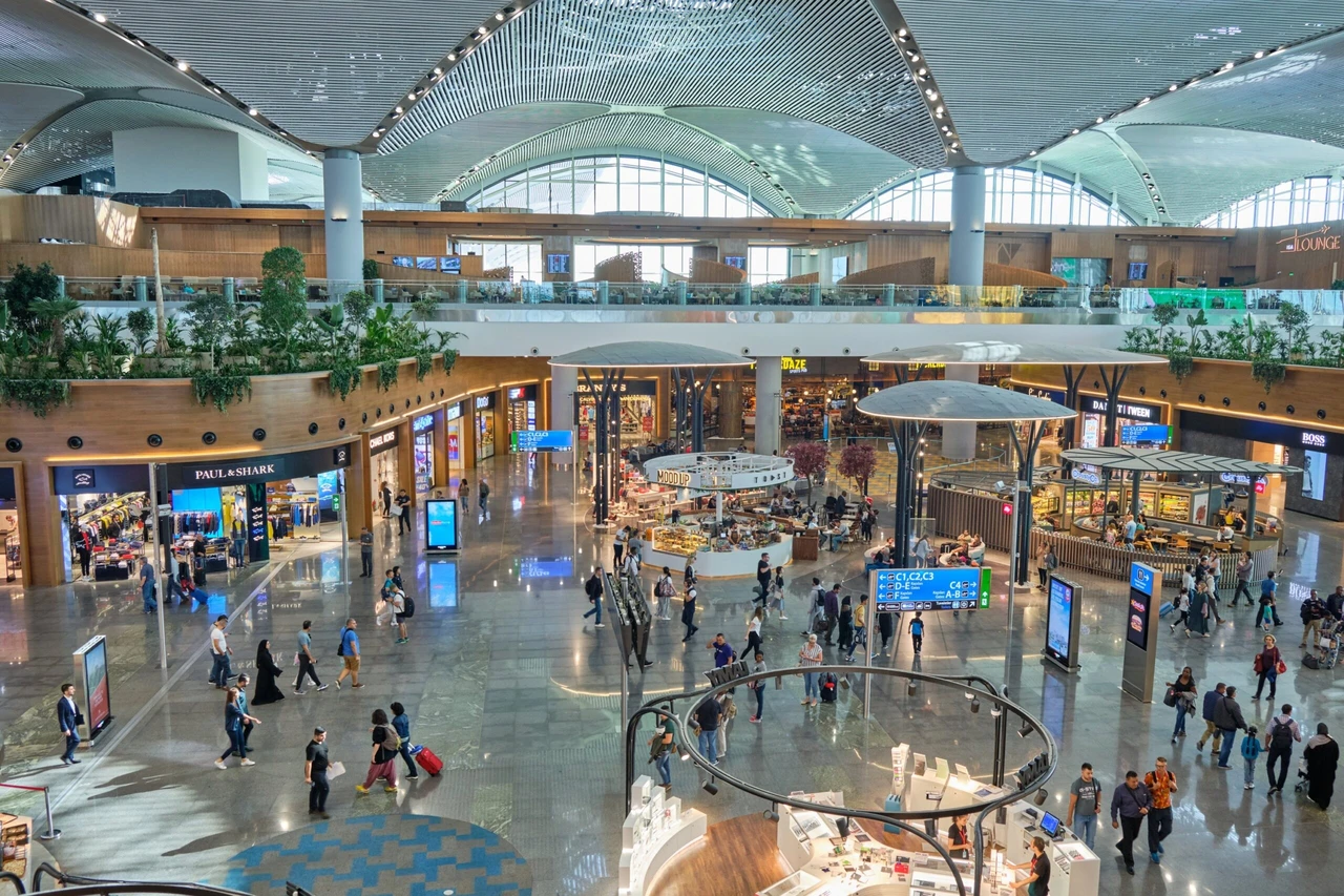 Istanbul Airport tops Europe in food and beverage costs