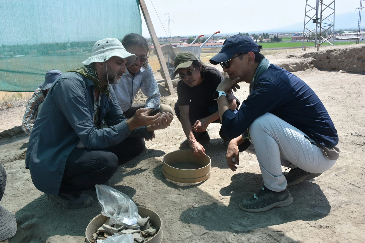 Japanese archaeologists dig for lost city of 'Purushandha' in Türkiye