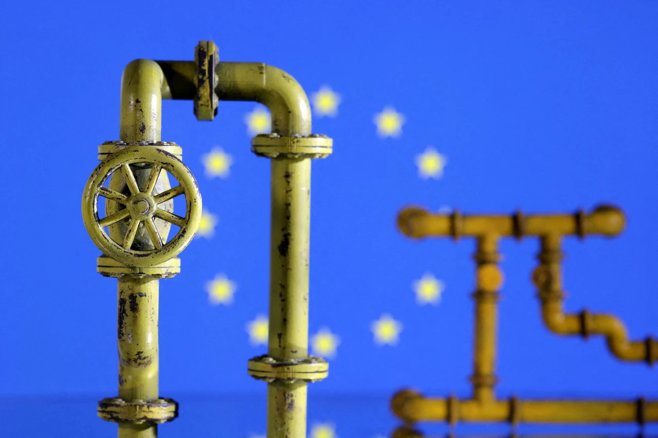 European gas prices drop 4% amid global market sell-off