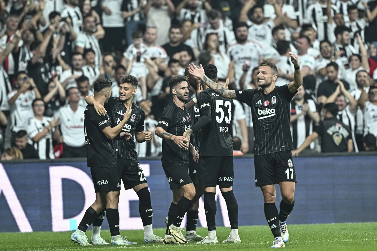 Besiktas rises like phoenix with Ciro Immobile, Rafa Silva