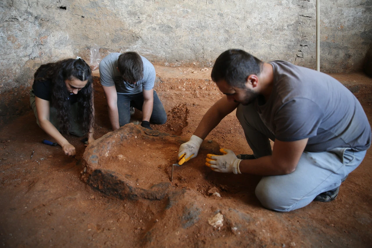 5,200-year-old houses, artifacts unearthed in Türkiye's Kulluoba reveal ancient rituals