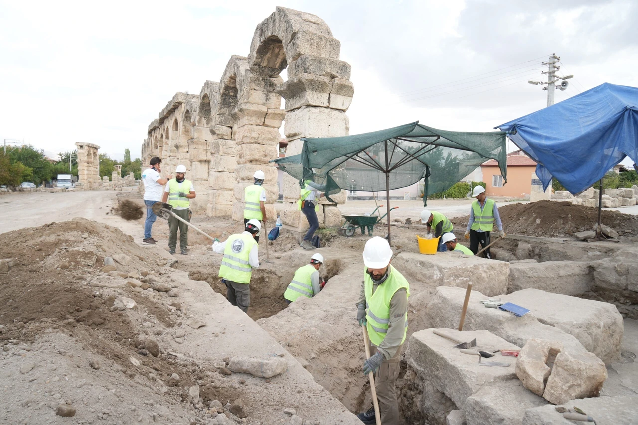 2,000-year-old aqueducts unearthed in Türkiye’s Tyana