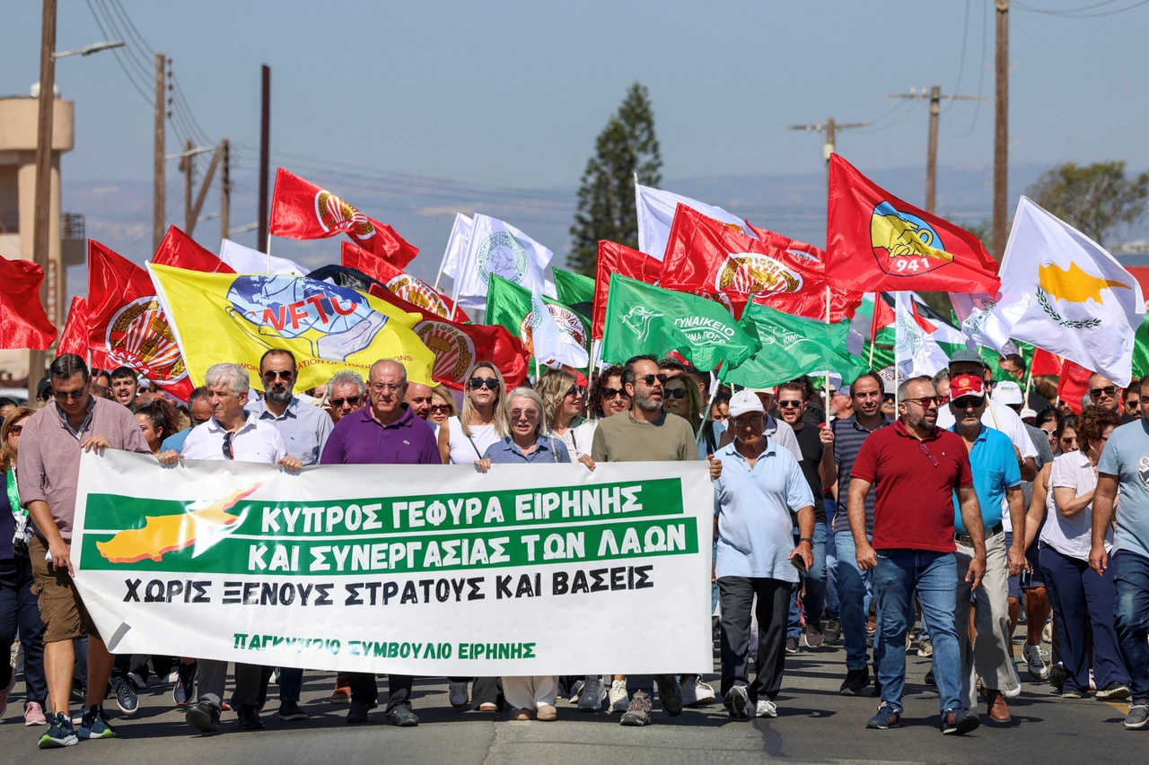 Activists protest Middle East crisis outside UK base in Greek Cyprus