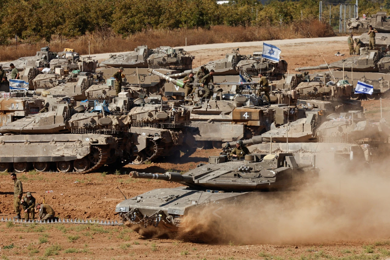 Israel mobilizes 3 additional reserve brigades signalling ground offensive