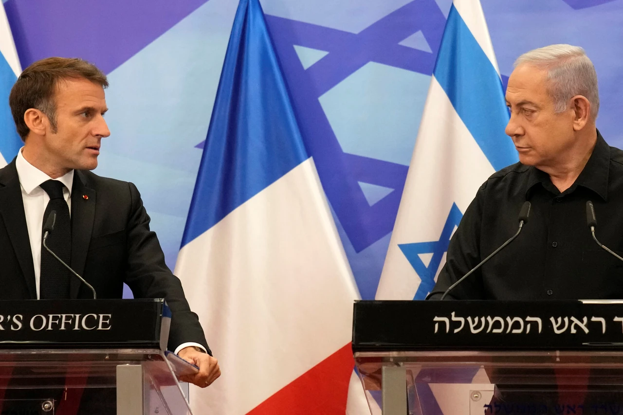 Macron warns Netanyahu: Israel escalating conflict with Lebanon