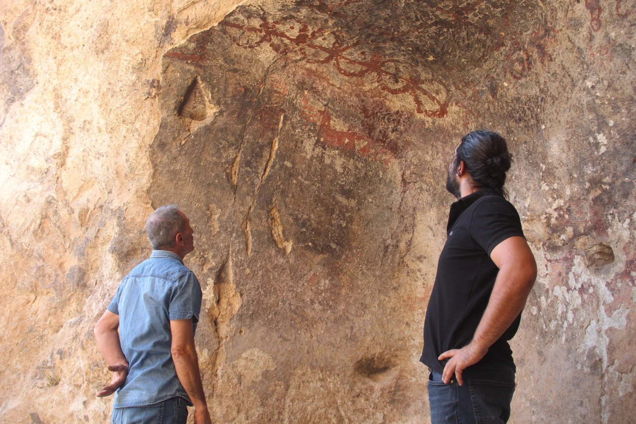 Mystery cave paintings in Türkiye's Sivas: Secret sanctuary or ancient art?