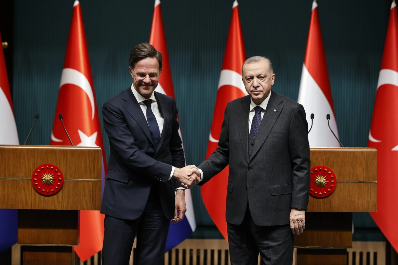 Turkish President with the leader of NATO