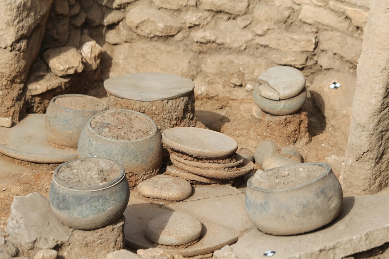 Karahantepe’s hidden relics leopard bones, fire pits in Türkiye reveal Neolithic mysteries