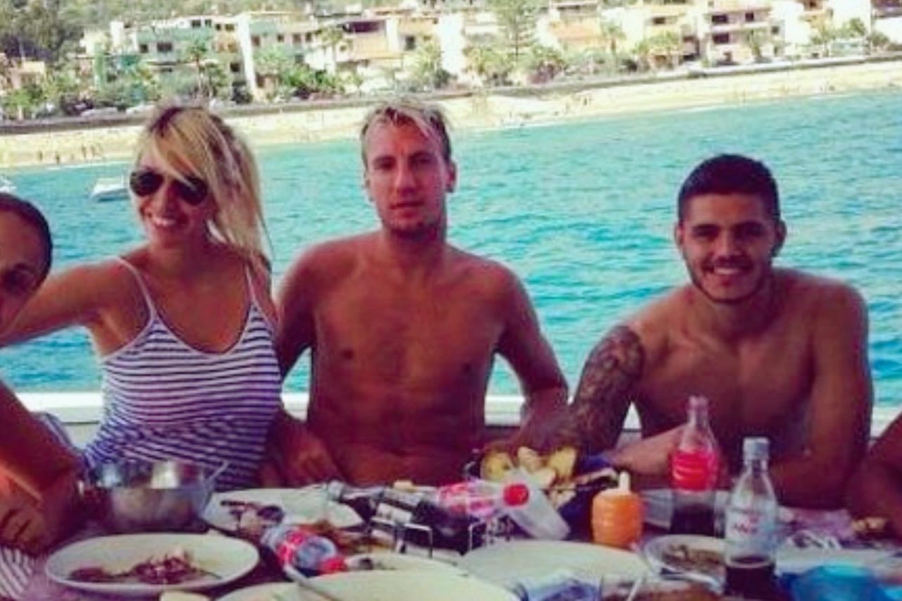 Wanda Nara, Maxi Lopez and Mauro Icardi used be close friends and would often holiday together,