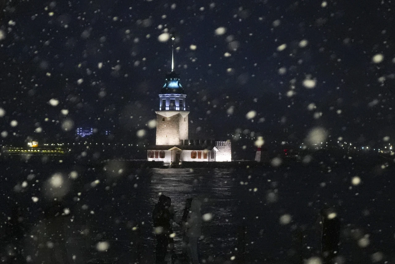 Photo shows Istanbul's Maiden's Tower.