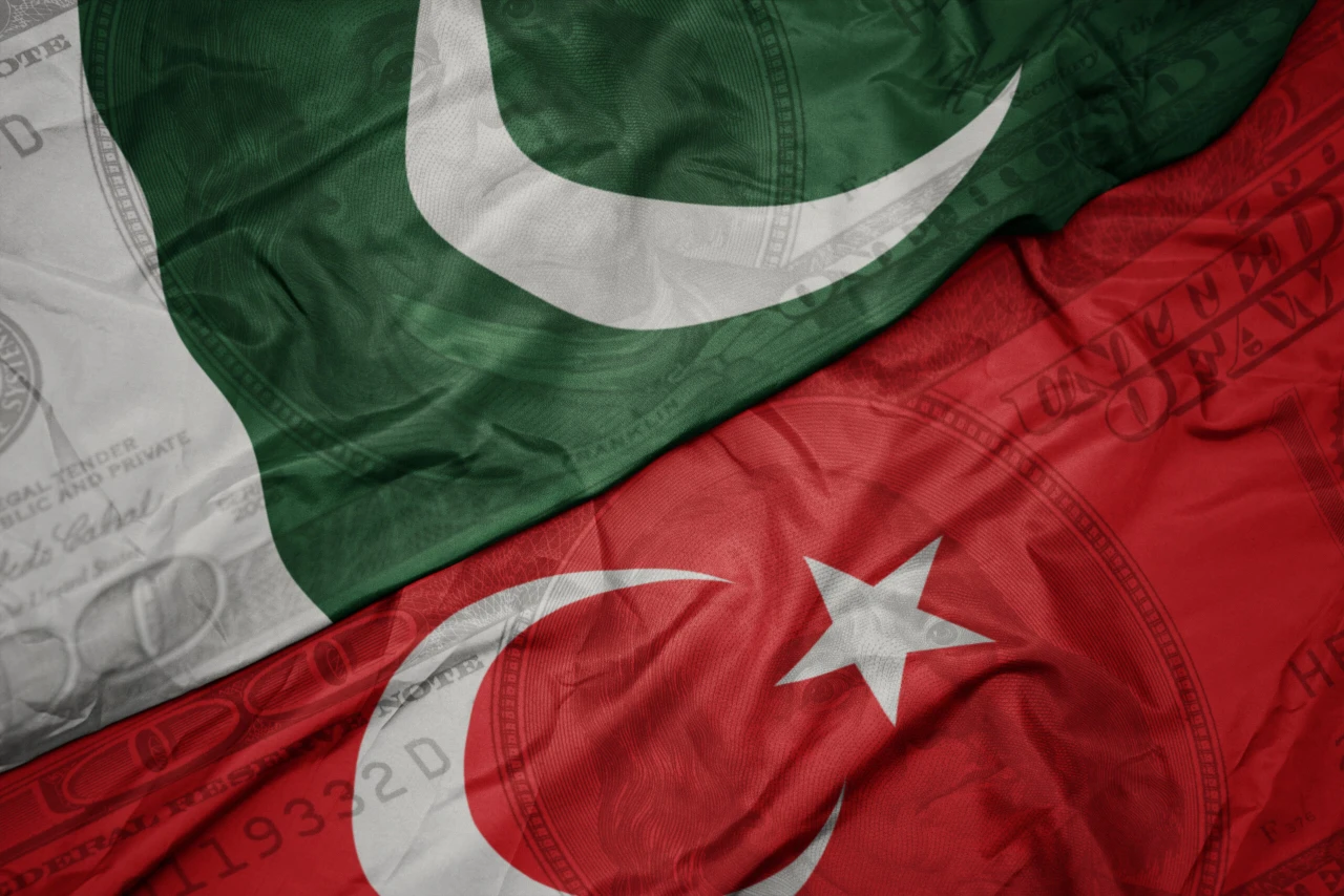 Türkiye sets ambitious $5B trade target with Pakistan