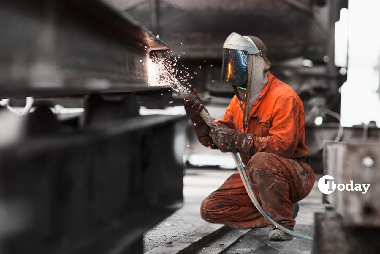 Turkish worker working