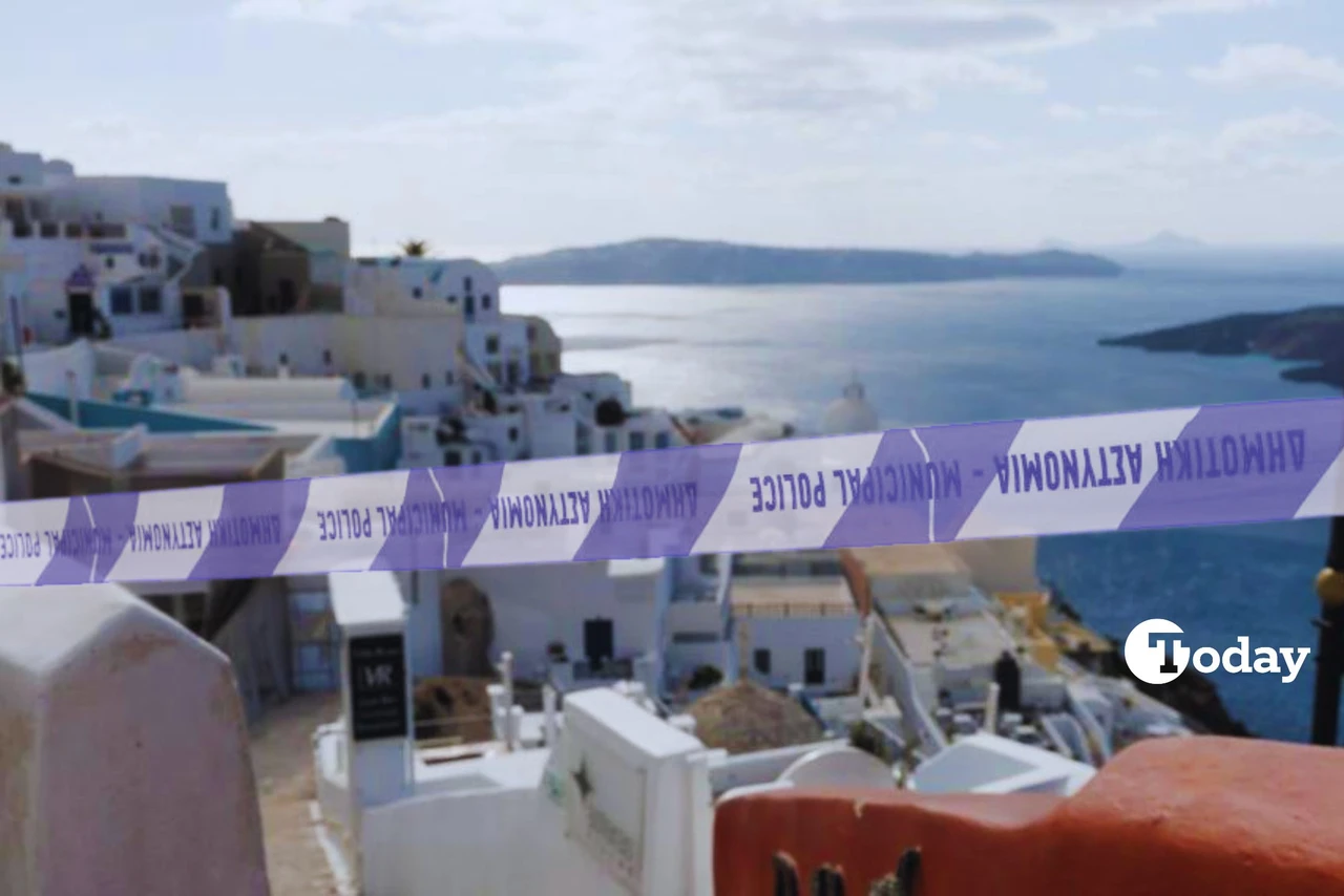 santorini economy earthquake