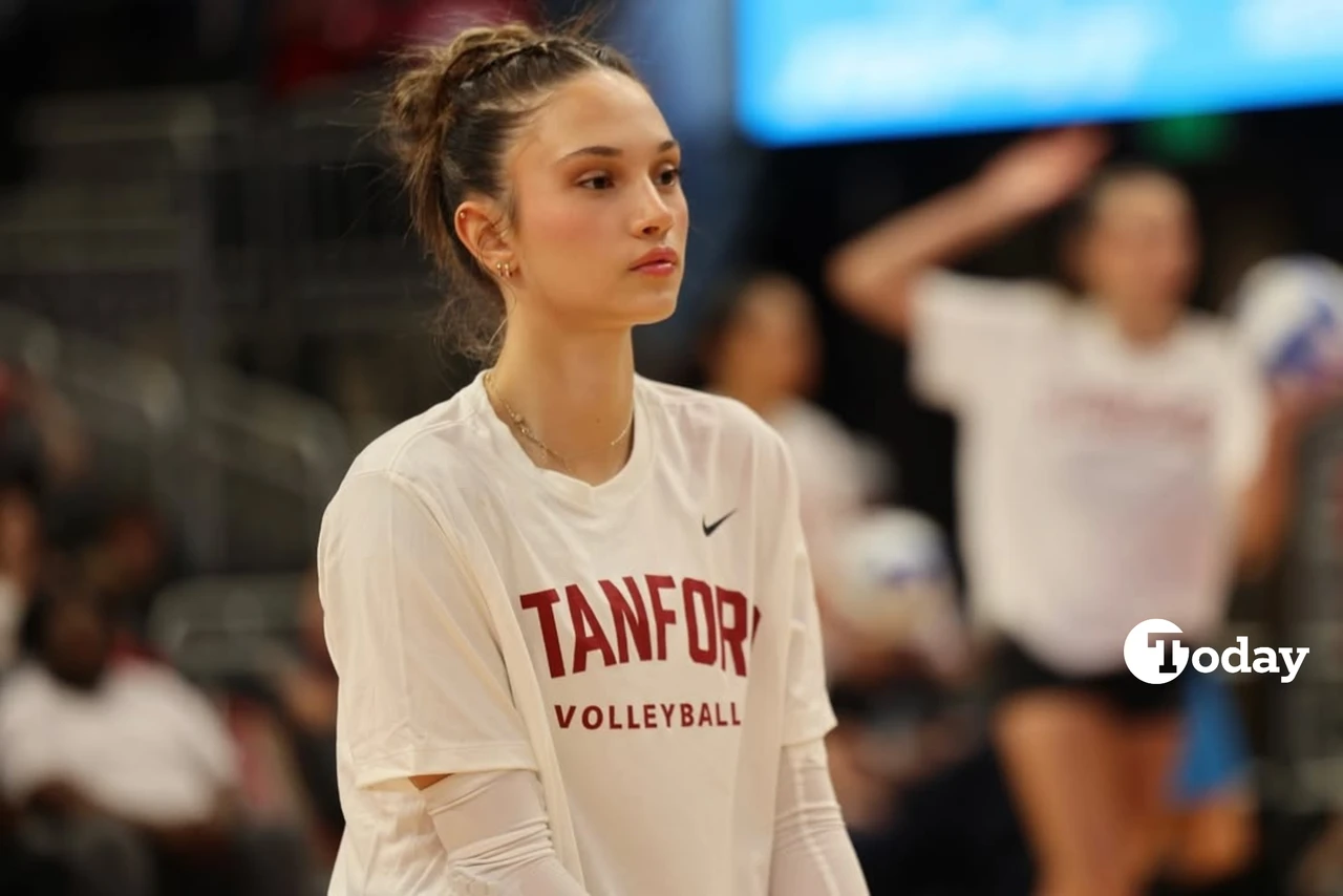 ipar kurt on the volleyball court, focused during a Stanford match