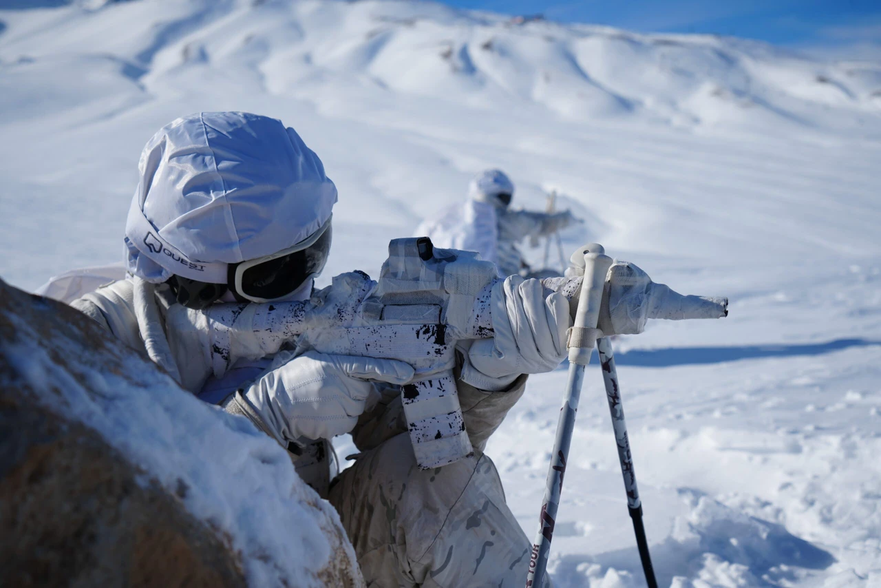 Turkish Special Forces undergo intense winter combat training