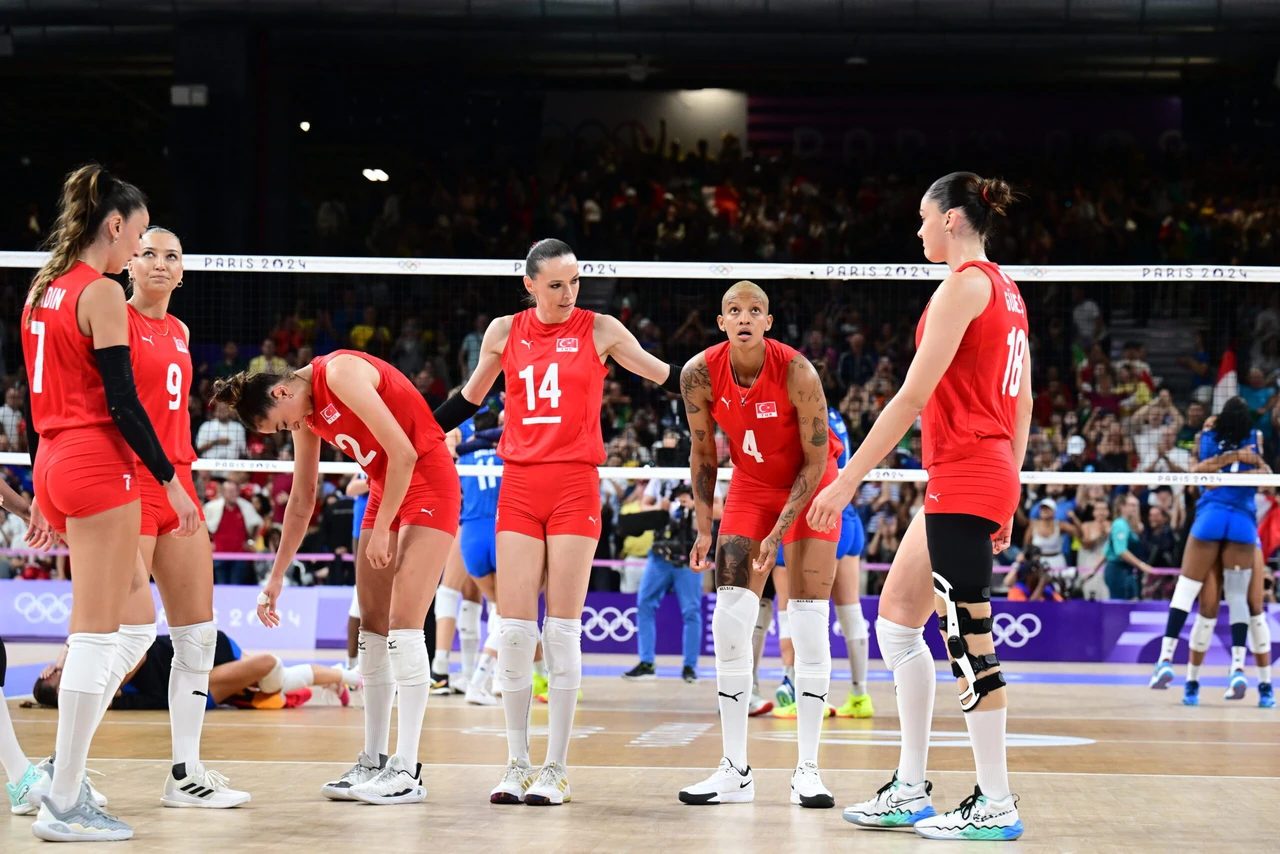 Türkiye humbled by Italy again, set for bronze in women's volleyball at Paris Olympics